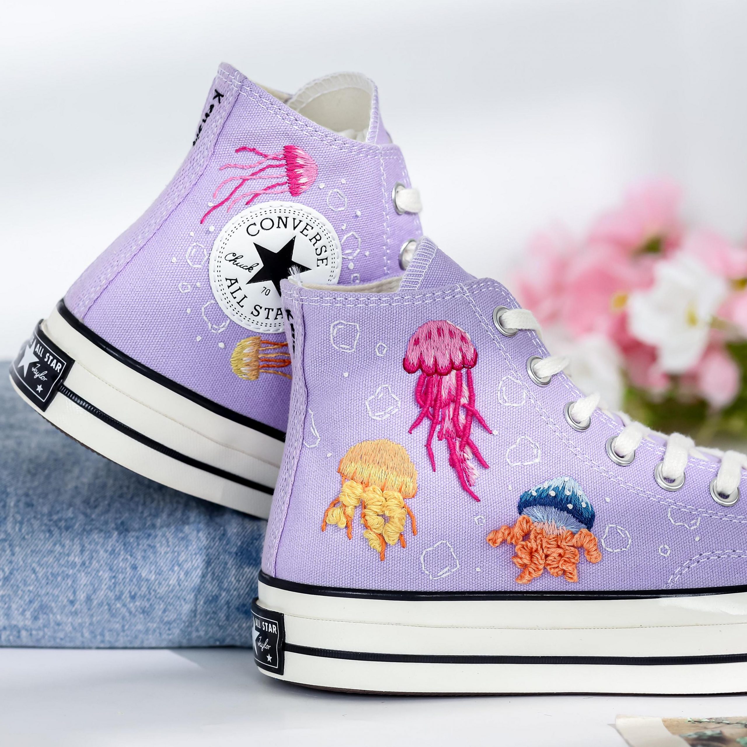 Jellyfish & Ocean Converse