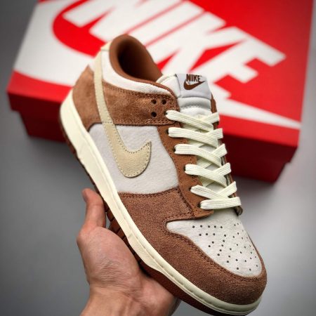 Dunk Low Premium 'Medium Curry' DD1390-100