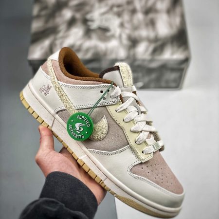 Dunk Low Year Of The Rabbit FD4203-211