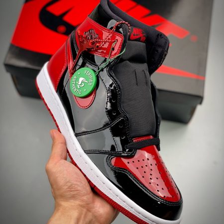 Air Jordan 1 Retro High OG 'Patent Bred' 555088-063