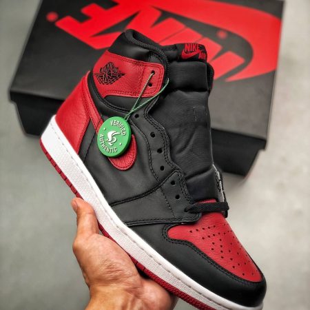 Air Jordan 1 Retro Bred 'Banned' (2016) 555088-001