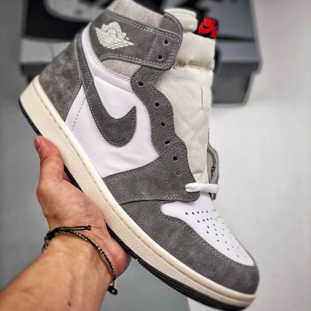 Air Jordan 1 Retro High OG 'Washed Black' DZ5485-051
