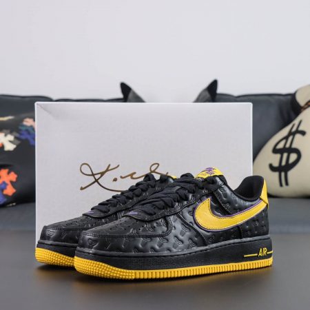 Kobe Bryant x Air Force 1 Low Black HV5122-001