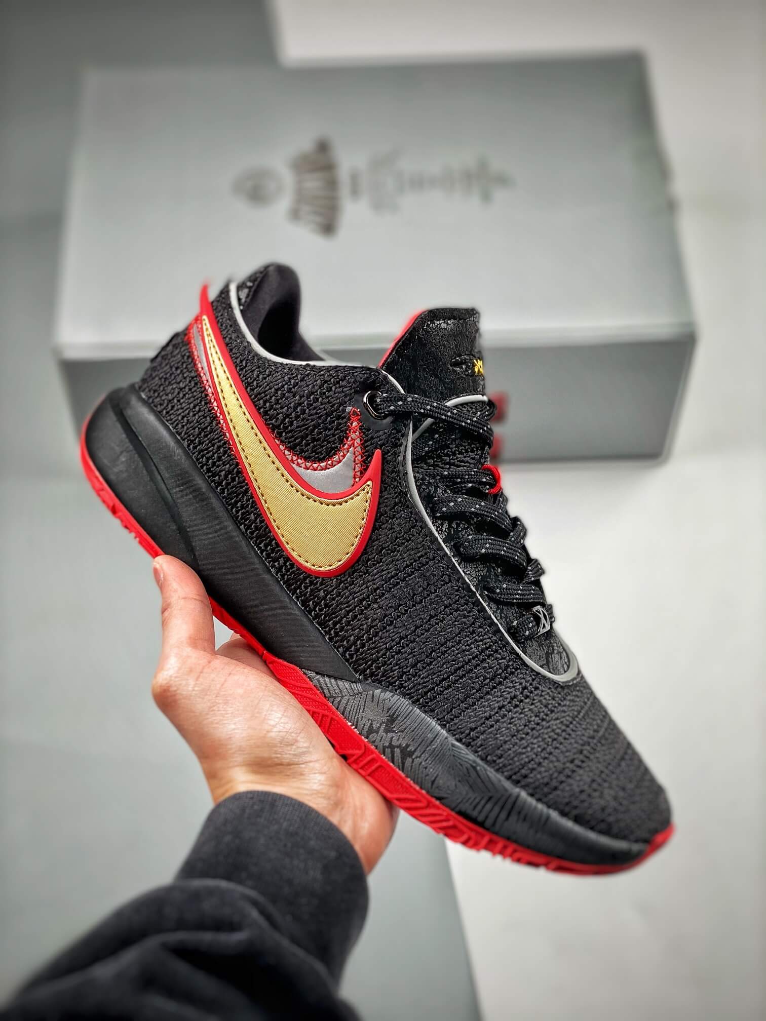 Lebron 20 Ep DJ5423-001