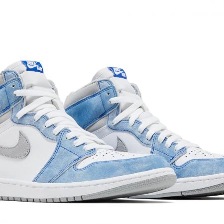 Air Jordan 1 Retro High OG 'Hyper Royal' 555088-402