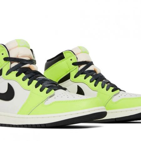 Air Jordan 1 Retro High OG 'Visionaire' 555088-702