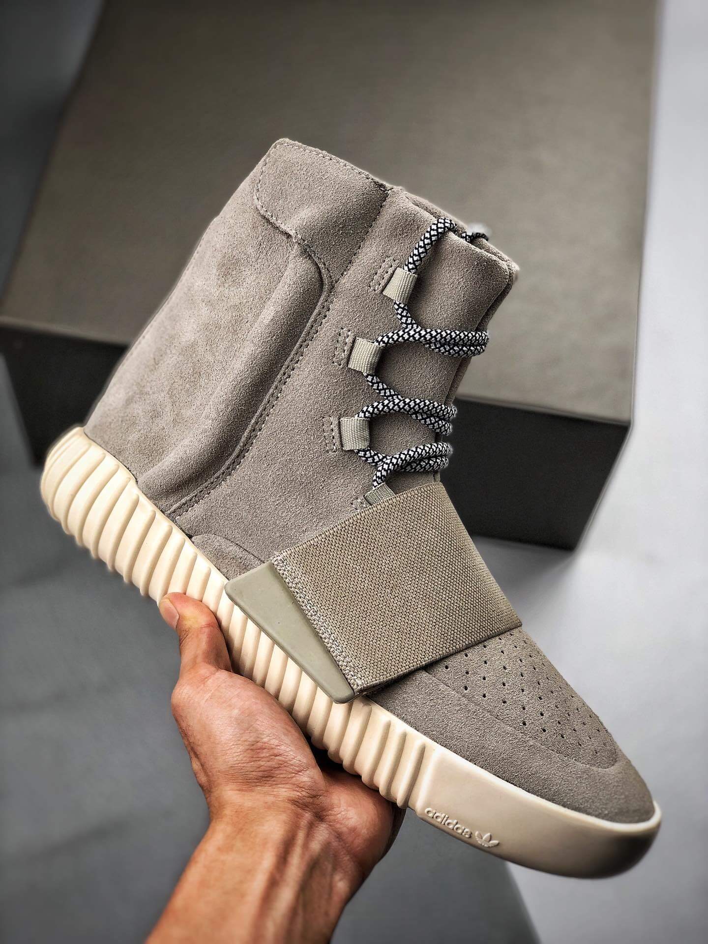 Yeezy Boost 750 'OG' B35309