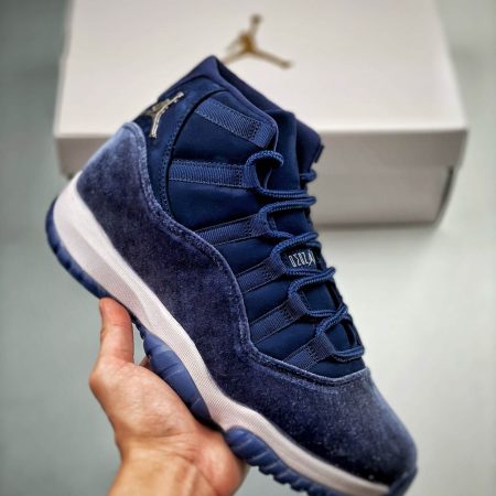 Wmns Air Jordan 11 Retro 'Midnight Navy Velvet' AR0715-441