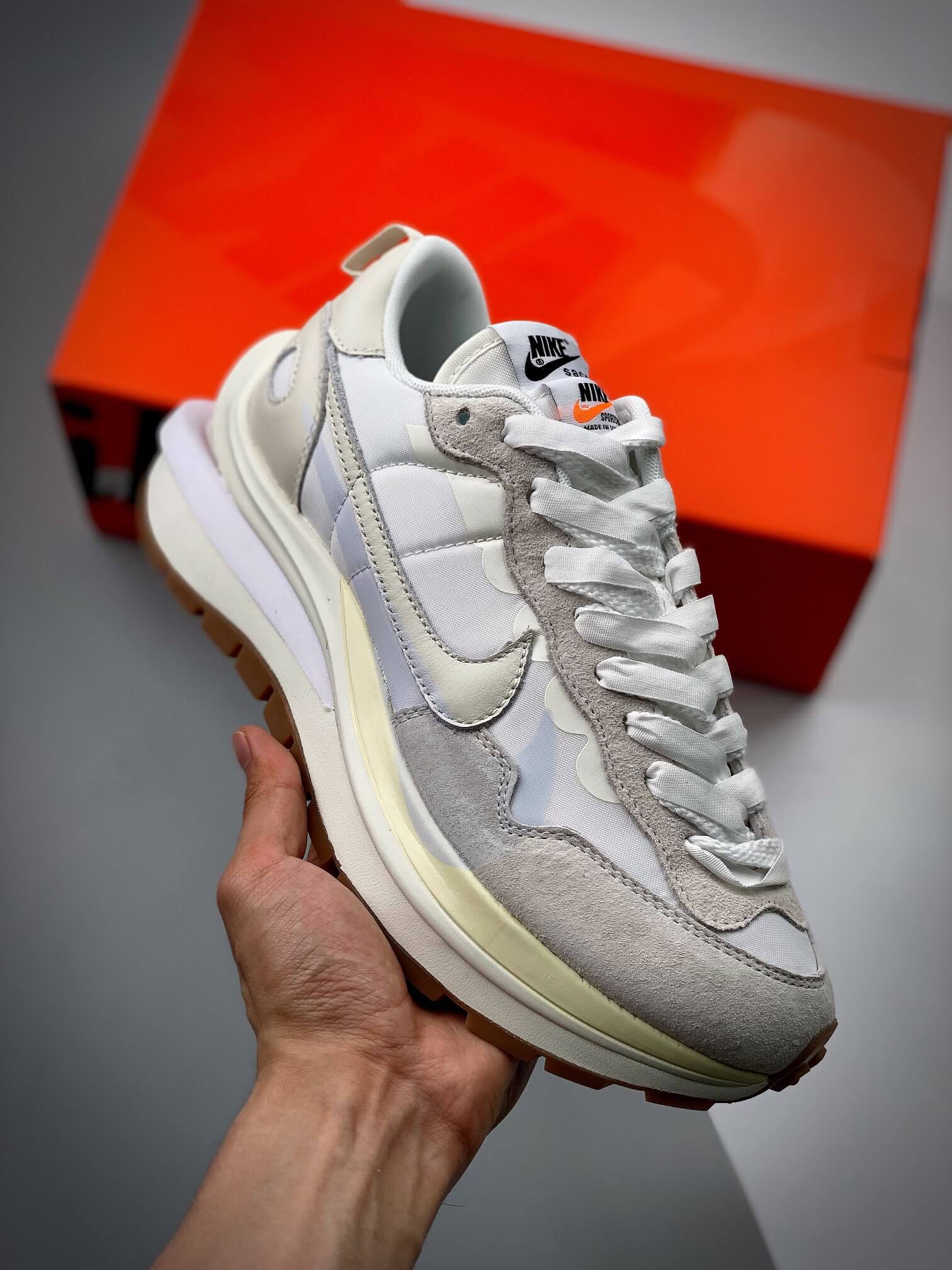 Sacai x VaporWaffle 'Sail Gum' DD1875-100