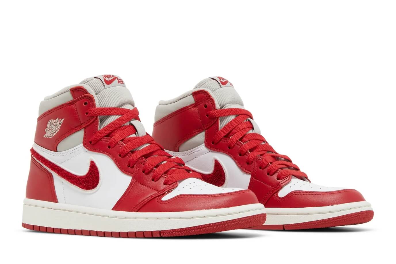 Wmns Air Jordan 1 High OG 'Newstalgia Chenille' DJ4891-061