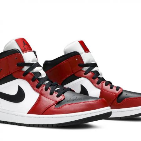 Air Jordan 1 Mid 'Chicago Black Toe' 554724-069