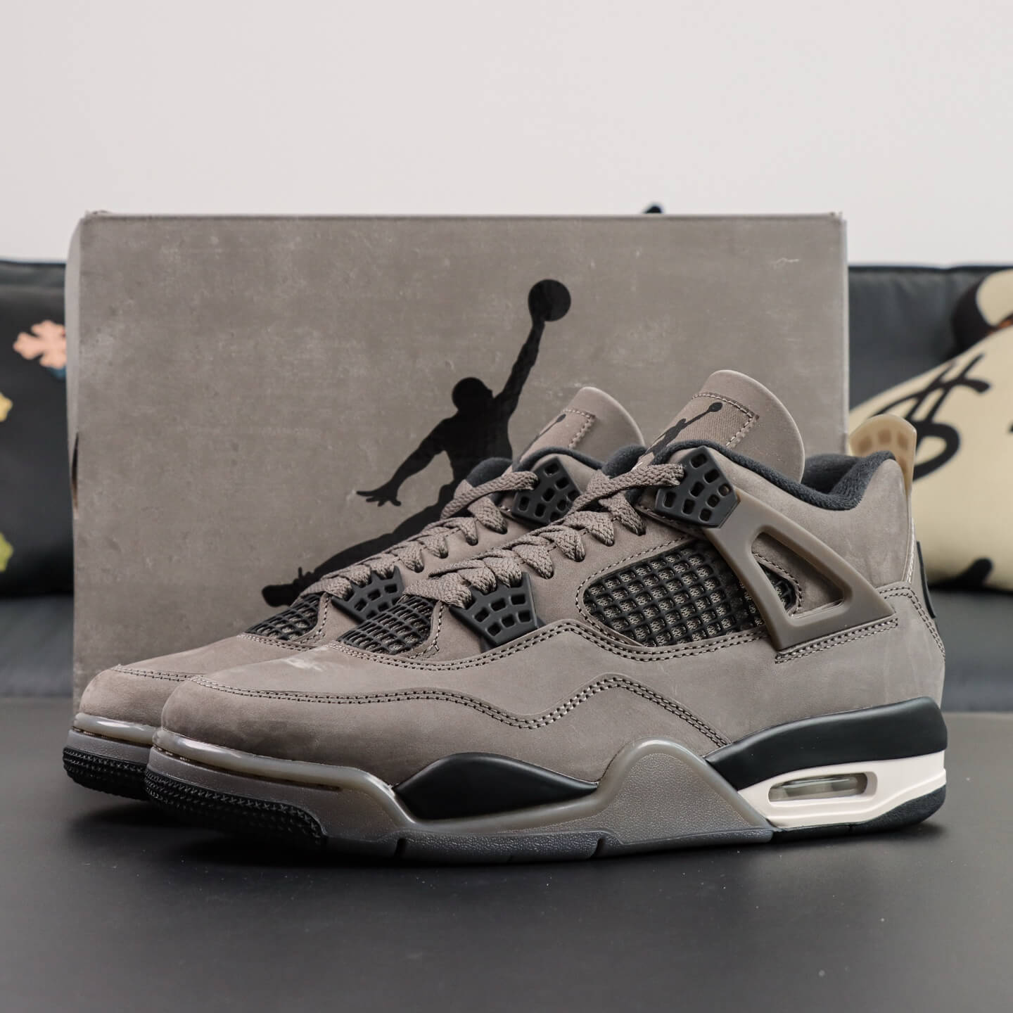 Air Jordan 4 Retro 'Cave Stone' FV5029-200